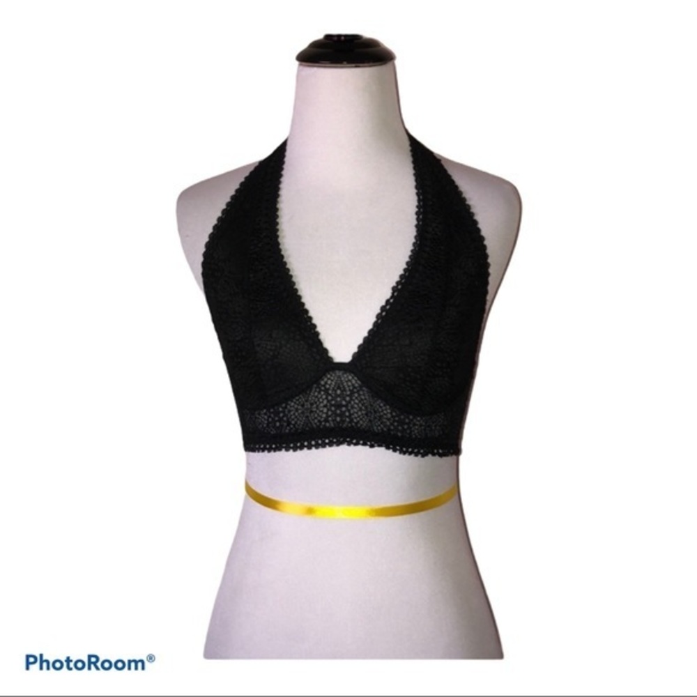 5/$30 🎈 Victorias Secret women’s small black‎ halter bralette